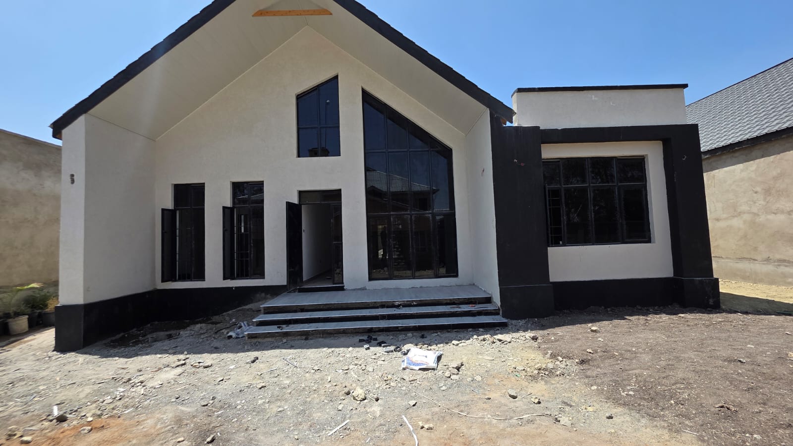 Executive 3 Bedroom Bungalow + DSQ in Kitengela | Gated Community | KSh 12.5M