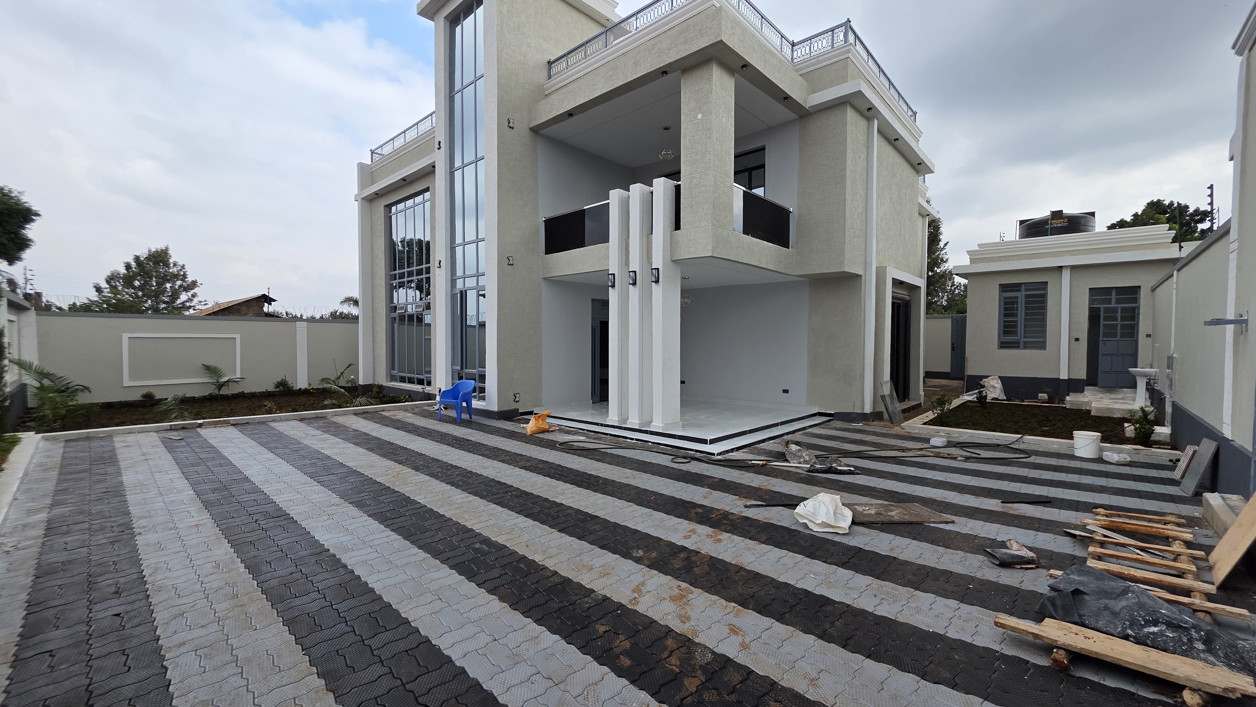 5 Bedroom Maisonatte with Lift for Sale in Mugutha, Ruiru