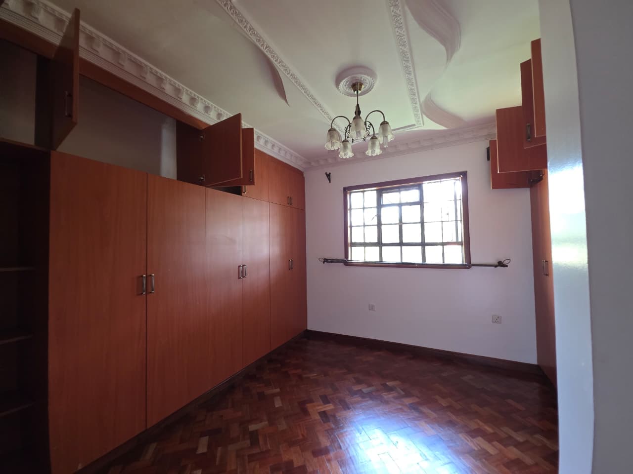 🏠 Modern 4-Bedroom House for Rent in runda KIAMBU County — Prime Investment Opportunity | KultaProperties