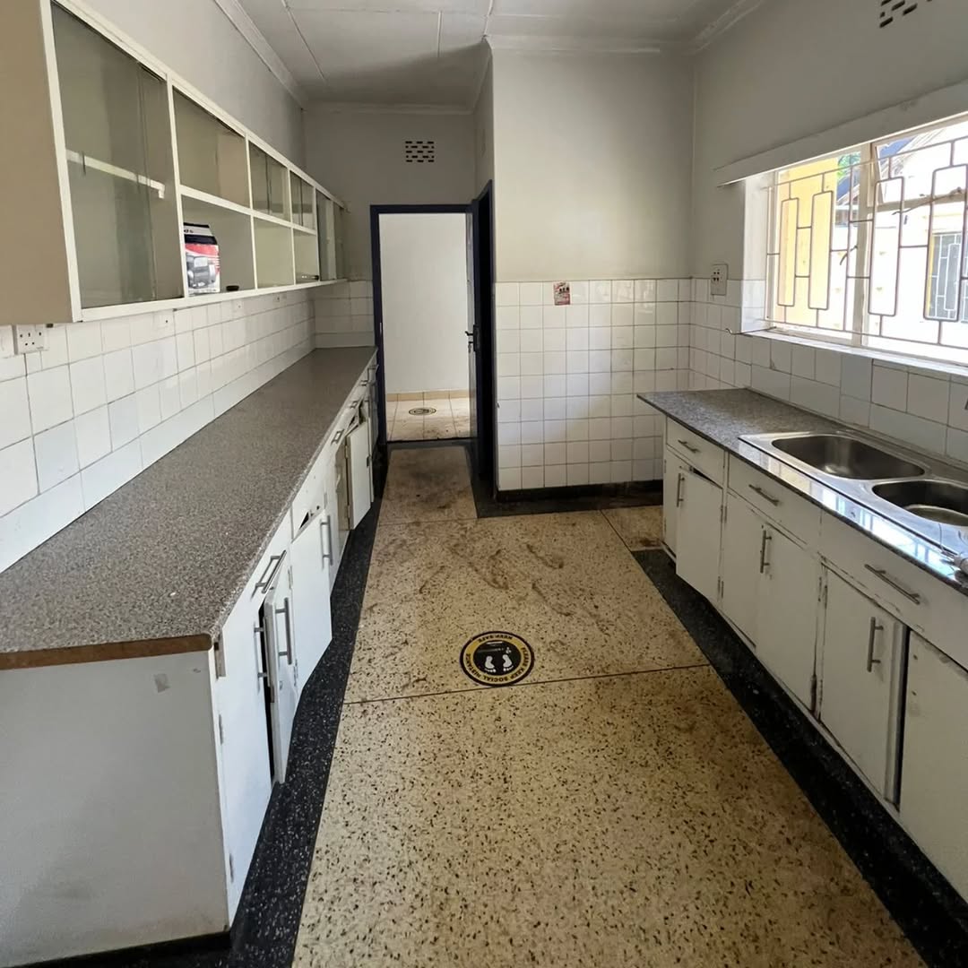 🏠 Large 6-Bedroom House for Rent in lavngton NAIROBI CITY County — Prime Investment Opportunity | KultaProperties
