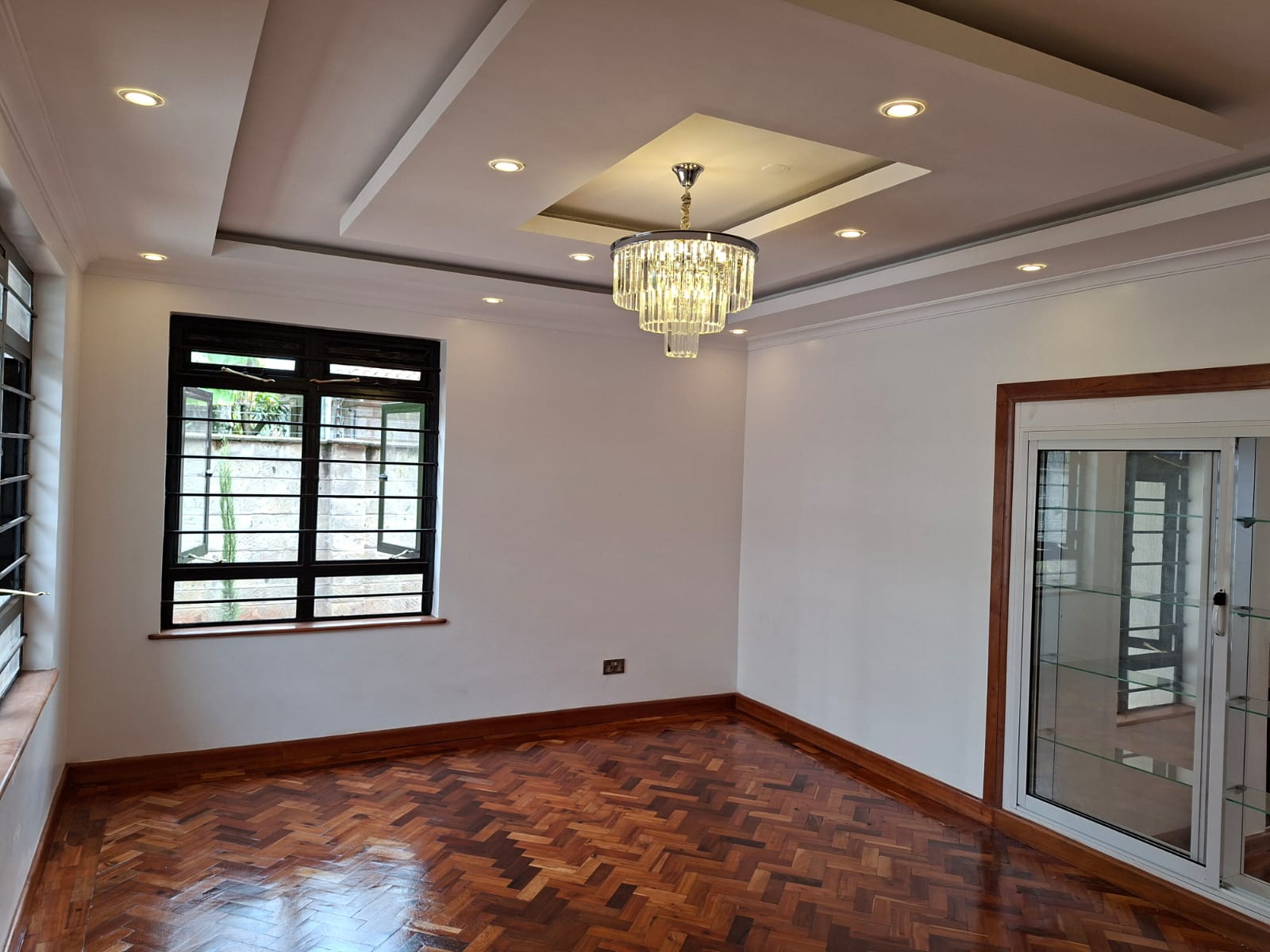 5 Bedroom Luxury Villa for Sale in Runda Evergreen, Nairobi