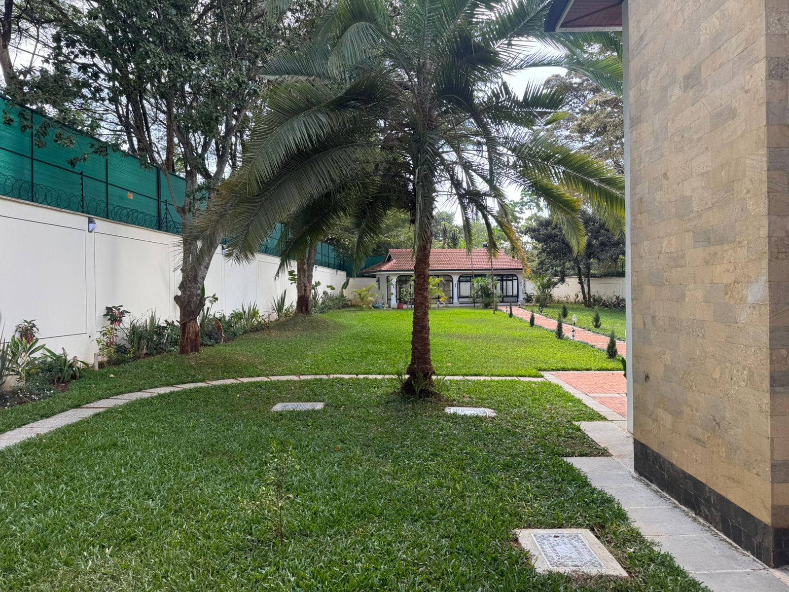 6 Bedroom Luxury Home for Sale in Runda, off Ruaka Road