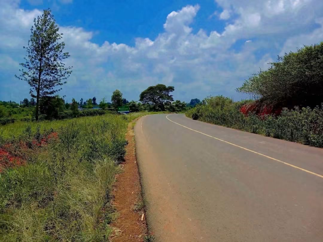 9 Acres for Sale in Ruiru with Tarmac & Dam Frontage