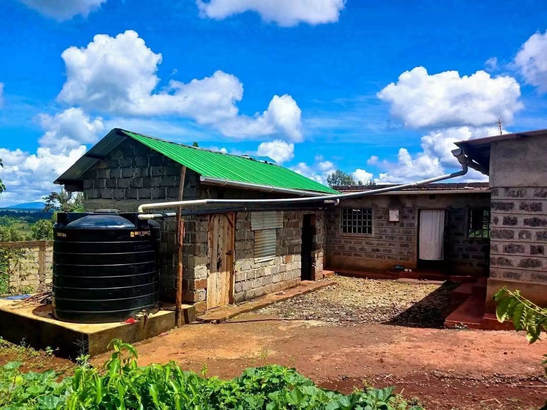 2¼ Acres with House & Avocado Farm for Sale in Muthithi, Murang'a