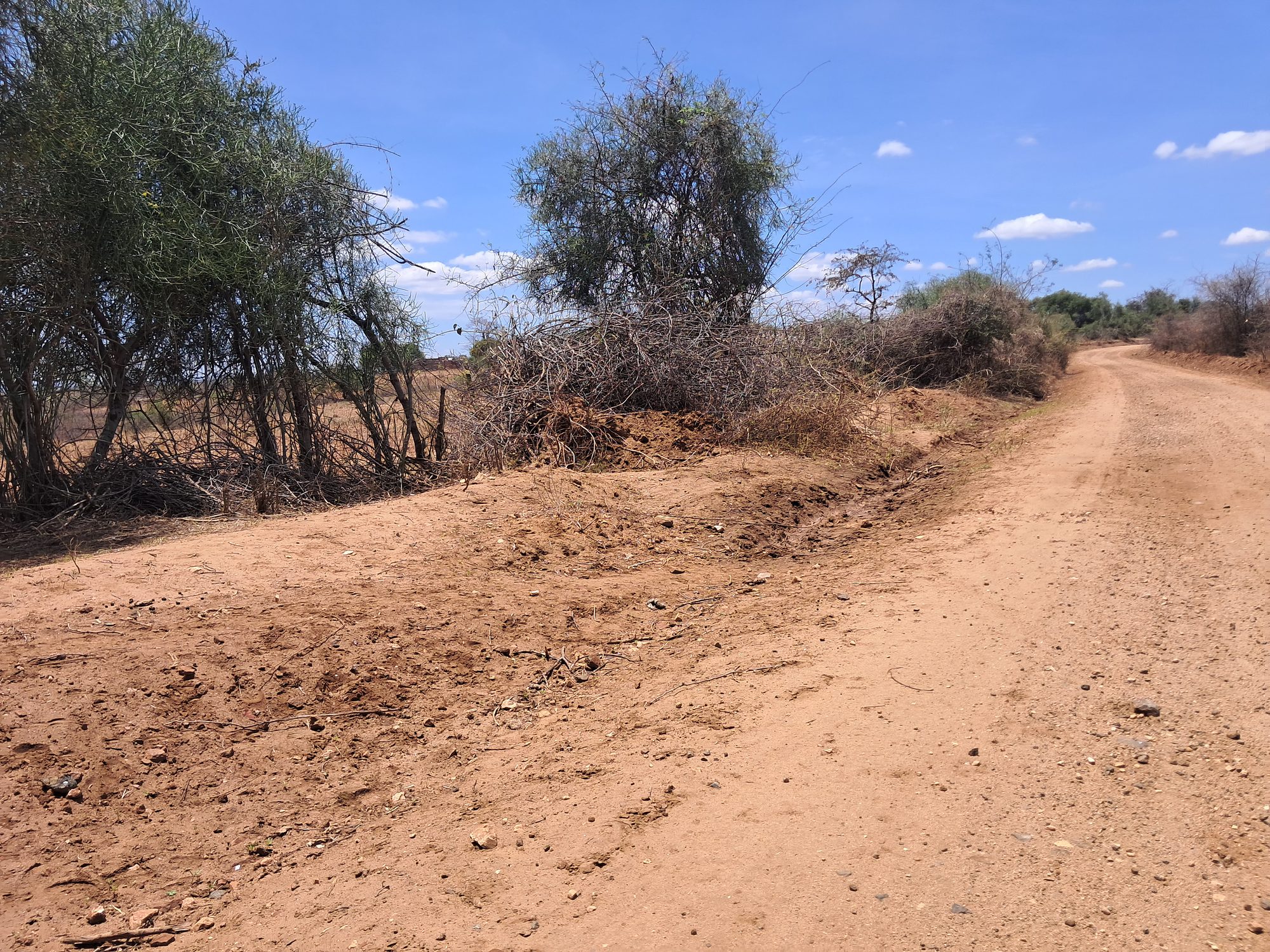1 Acre ,Residential & Agricultural Land 
